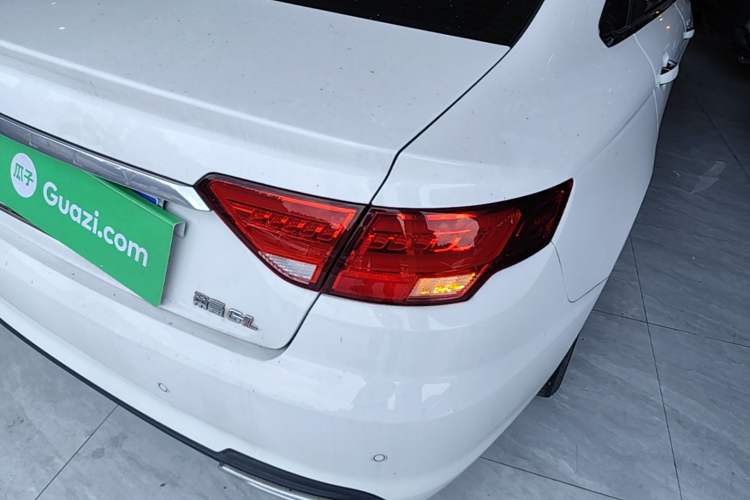 Used Geely Auto Emgrand GL 2018 1.4T DCT Elite Smart Connectivity Version Right Rear Taillight