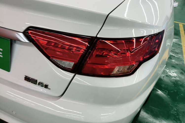 Used Geely Auto Emgrand GL 2018 1.8L DCT Elite Smart Connectivity Version Right Rear Taillight