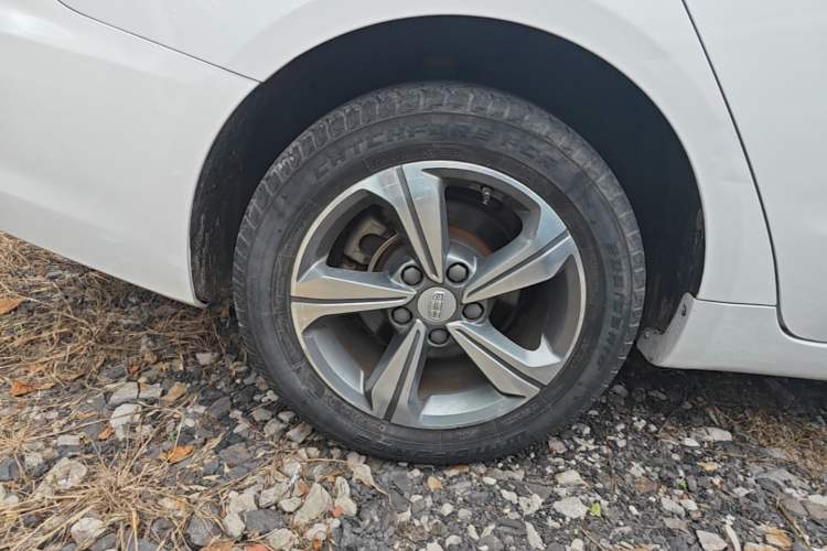 Used Geely Auto Emgrand GL 2018 1.4T Manual Elite Smart Connectivity Version Right Rear Wheel Hub