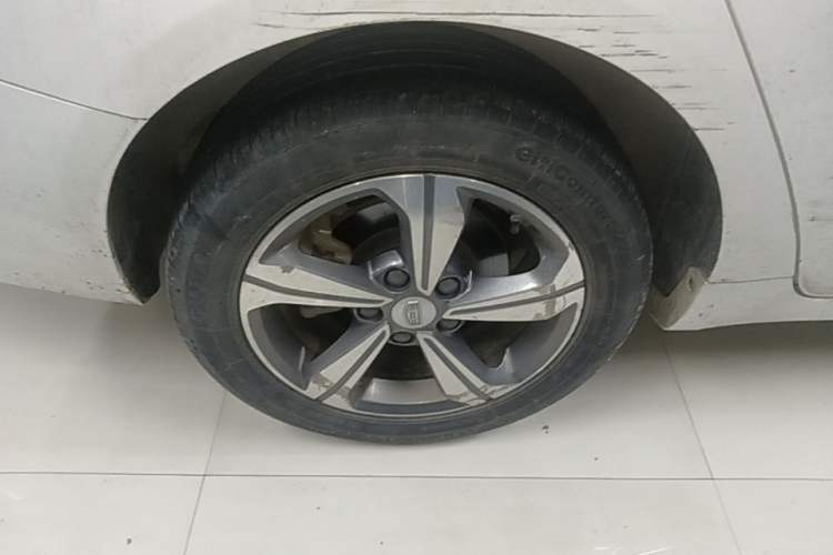 Used Geely Auto Emgrand GL 2018 1.8L DCT Elite Smart Connectivity Version Right Rear Wheel Hub