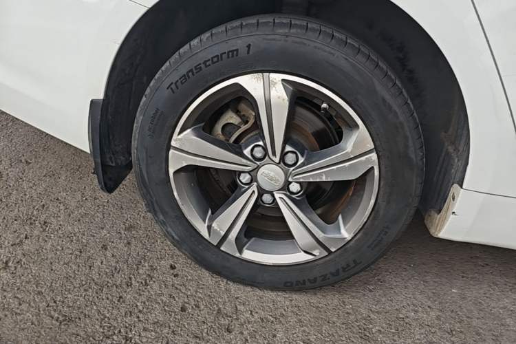 Used Geely Auto Emgrand GL 2018 1.8L Manual Elite Smart Connectivity Version Right Rear Wheel Hub