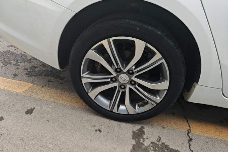 Used Geely Auto Emgrand GL 2018 1.4T DCT Prestige Smart Connectivity Version Right Rear Wheel Hub