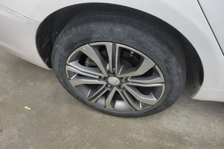 Used Geely Auto Emgrand GL 2018 1.4T DCT Prestige Smart Connectivity Version Right Rear Wheel Hub