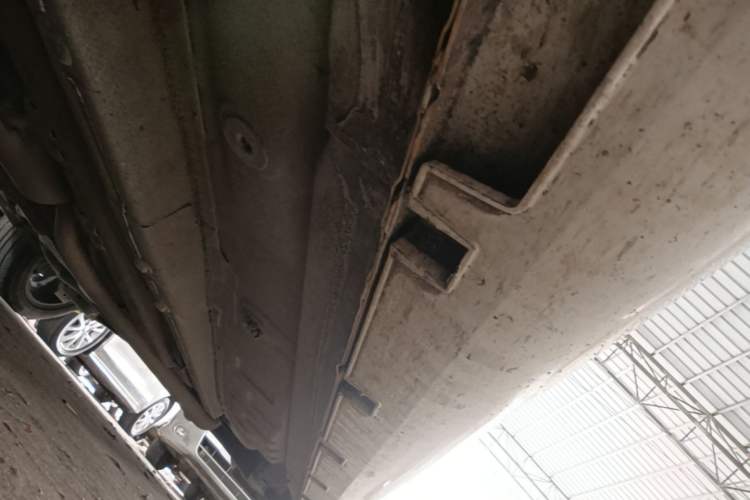Used Geely Auto Emgrand GL 2018 1.4T DCT Prestige Smart Connectivity Version Right Side Sill