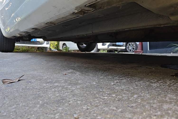 Used Geely Auto Emgrand GL 2018 1.4T DCT Elite Smart Connectivity Version Right Side Sill