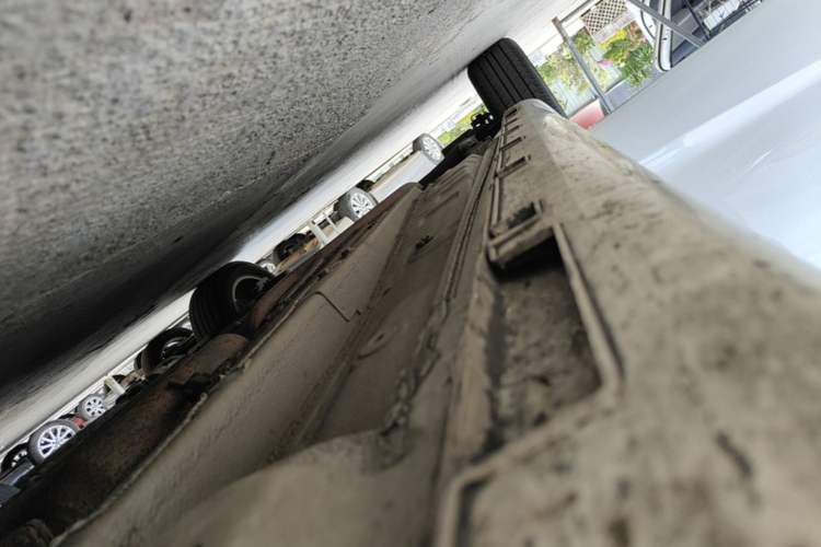 Used Geely Auto Emgrand GL 2018 1.8L DCT Elite Smart Connectivity Version Right Side Sill
