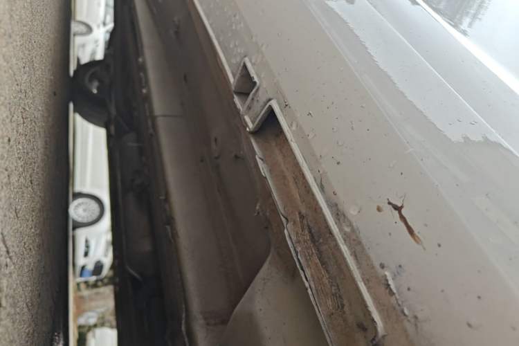 Used Geely Auto Emgrand GL 2018 1.4T Manual Elite Smart Connectivity Version Right Side Sill