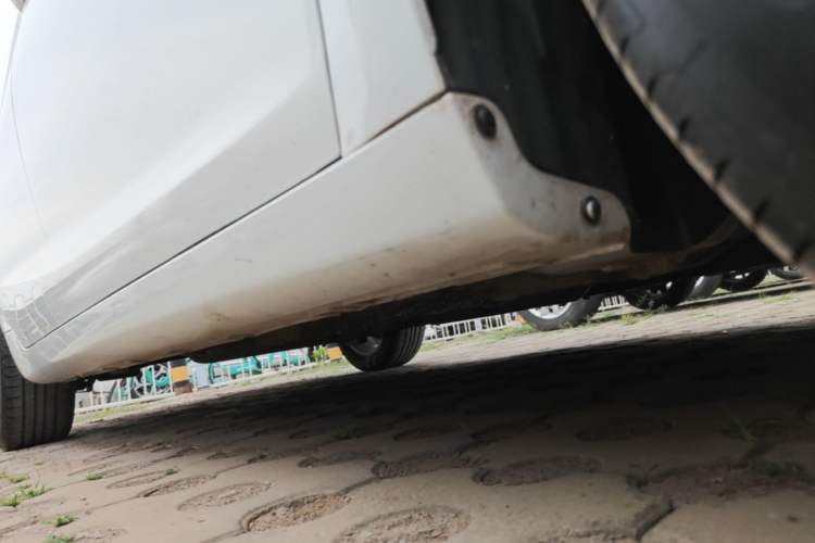 Used Geely Auto Emgrand GL 2018 1.4T DCT Elite Smart Connectivity Version Right Side Sill