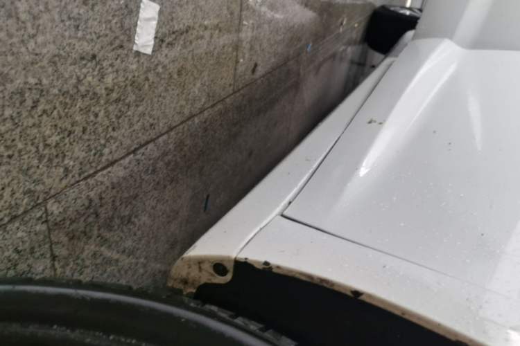 Used Geely Auto Emgrand GL 2018 1.4T DCT Prestige Smart Connectivity Version Right Side Sill