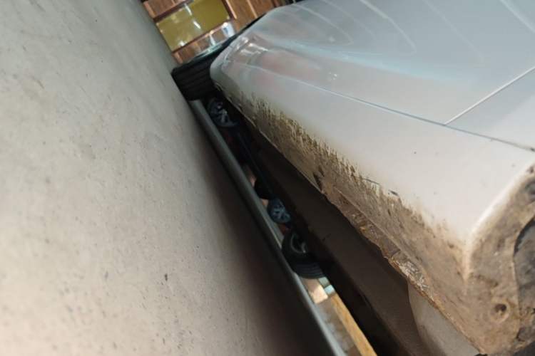 Used Geely Auto Emgrand GL 2018 1.8L DCT Elite Smart Connectivity Version Right Side Sill