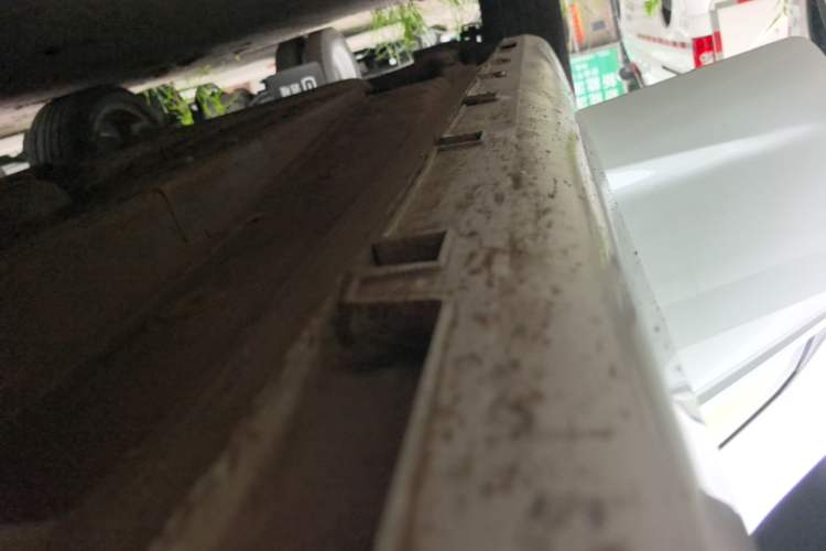 Used Geely Auto Emgrand GL 2018 1.4T DCT Prestige Smart Connectivity Version Right Side Sill