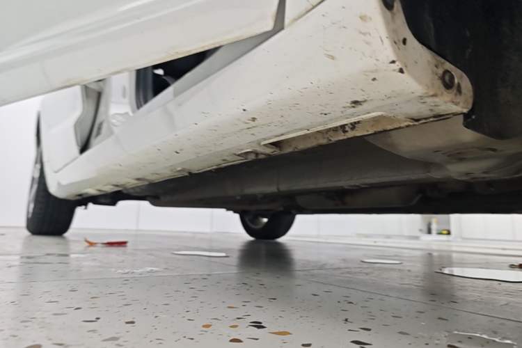 Used Geely Auto Emgrand GL 2018 1.8L DCT Elite Smart Connectivity Version Right Side Sill