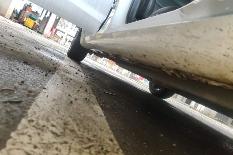 Used Geely Auto Emgrand GL 2018 1.4T DCT Elite Smart Connectivity Version Right Side Sill