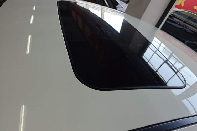 Used Geely Auto Emgrand GL 2018 1.4T DCT Elite Smart Connectivity Version Roof