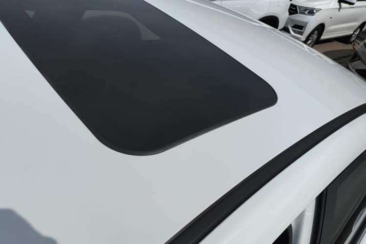 Used Geely Auto Emgrand GL 2018 1.4T DCT Elite Smart Connectivity Version Roof