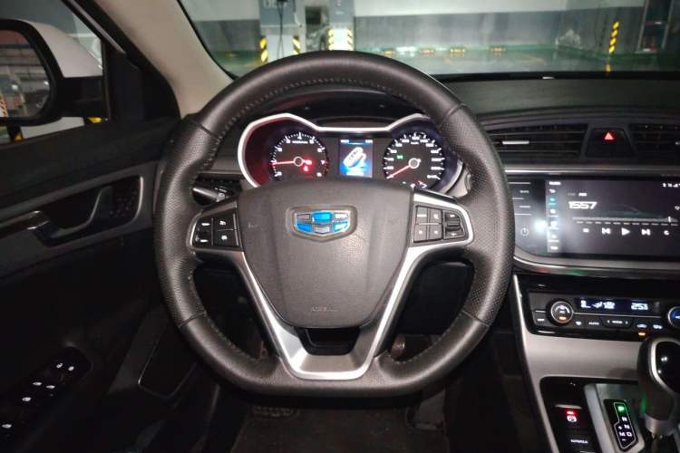 Used Geely Auto Emgrand GL 2018 1.8L DCT Elite Smart Connectivity Version Steering Wheel