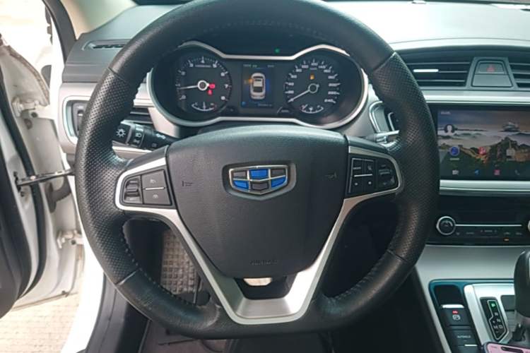 Used Geely Auto Emgrand GL 2018 1.8L DCT Elite Smart Connectivity Version Steering Wheel