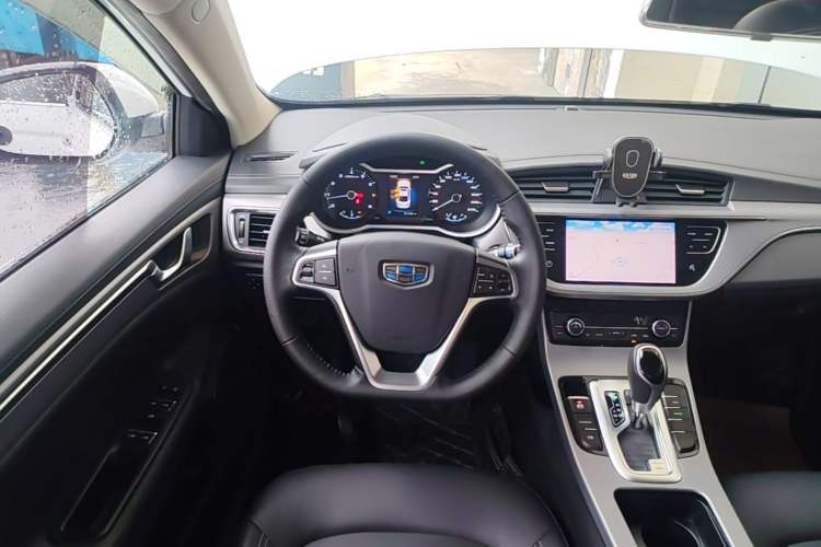 Used Geely Auto Emgrand GL 2018 1.8L DCT Elite Smart Connectivity Version Steering Wheel