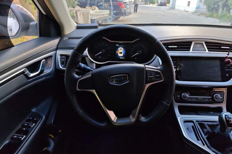 Used Geely Auto Emgrand GL 2018 1.8L Manual Elite Smart Connectivity Version Steering Wheel