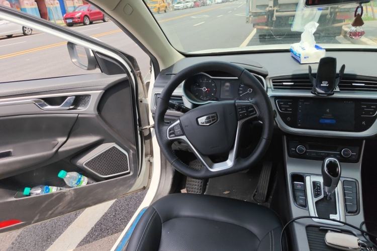 Used Geely Auto Emgrand GL 2018 1.4T DCT Elite Smart Connectivity Version Steering Wheel