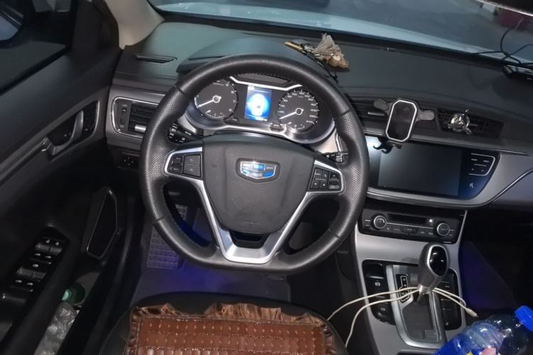 Used Geely Auto Emgrand GL 2018 1.8L DCT Elite Smart Connectivity Version Steering Wheel