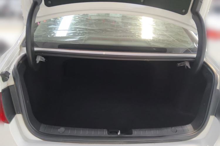 Used Geely Auto Emgrand GL 2018 1.8L DCT Elite Smart Connectivity Version Trunk