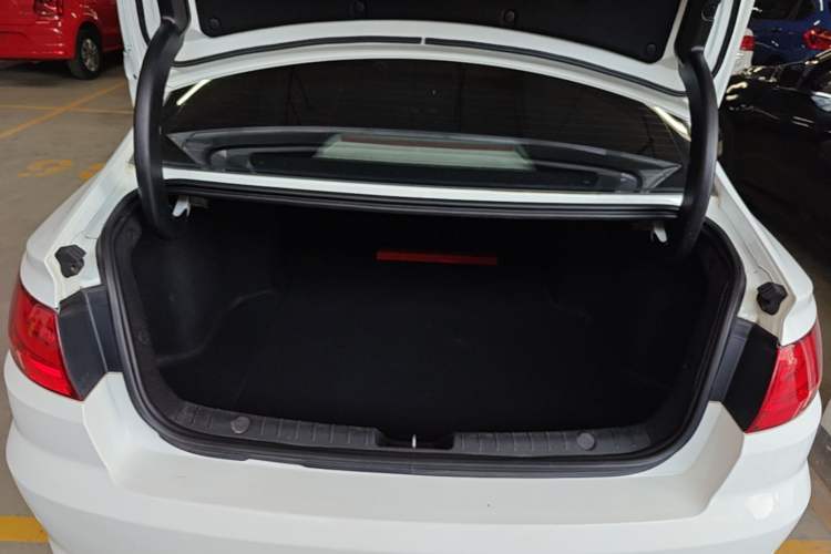Used Geely Auto Emgrand GL 2018 1.4T DCT Elite Smart Connectivity Version Trunk