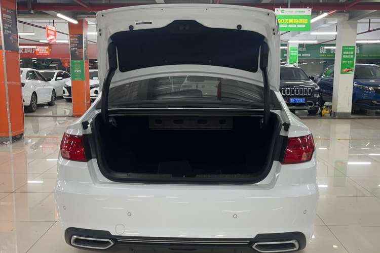 Used Geely Auto Emgrand GL 2018 1.4T DCT Prestige Smart Connectivity Version Trunk