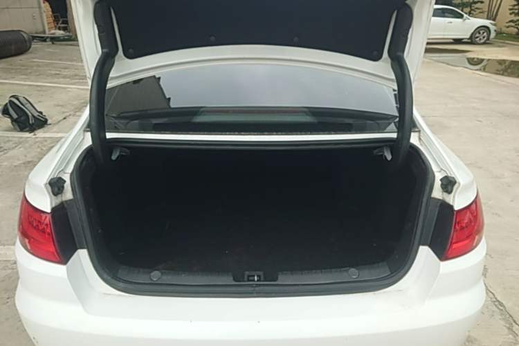 Used Geely Auto Emgrand GL 2018 1.8L DCT Elite Smart Connectivity Version Trunk