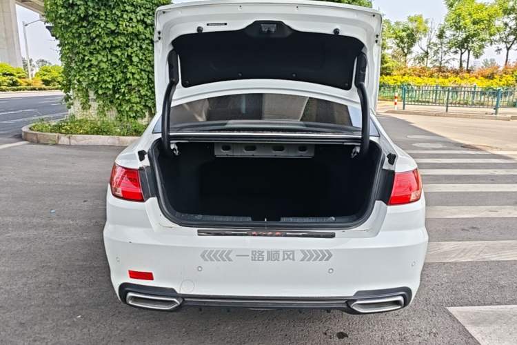Used Geely Auto Emgrand GL 2018 1.8L Manual Elite Smart Connectivity Version Trunk