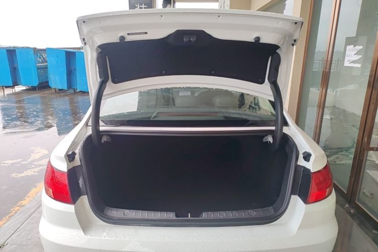 Used Geely Auto Emgrand GL 2018 1.8L DCT Elite Smart Connectivity Version Trunk