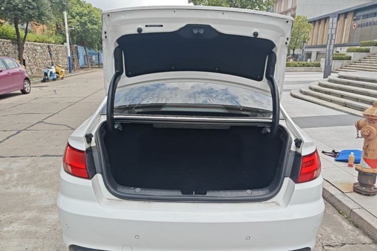 Used Geely Auto Emgrand GL 2018 1.4T Manual Elite Smart Connectivity Version Trunk