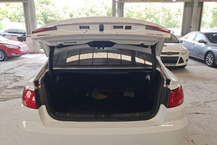Used Geely Auto Emgrand GL 2018 1.4T DCT Elite Smart Connectivity Version Trunk