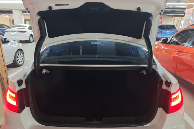 Used Geely Auto Emgrand GL 2018 1.8L DCT Elite Smart Connectivity Version Trunk