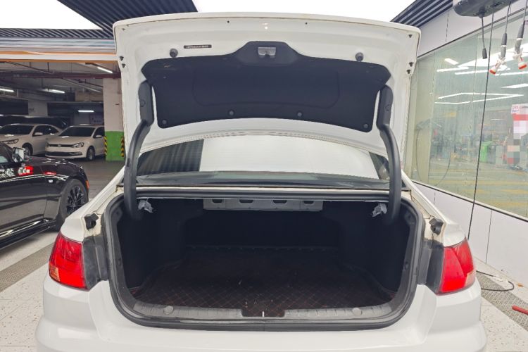 Used Geely Auto Emgrand GL 2018 1.8L DCT Elite Smart Connectivity Version Trunk
