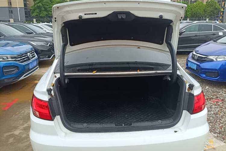 Used Geely Auto Emgrand GL 2018 1.4T DCT Elite Smart Connectivity Version Trunk