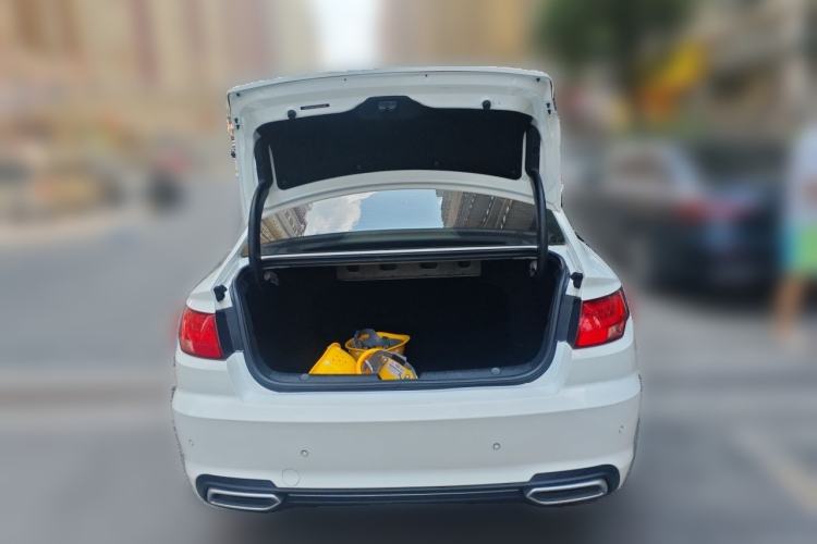 Used Geely Auto Emgrand GL 2018 1.4T Manual Elite Smart Connectivity Version Trunk