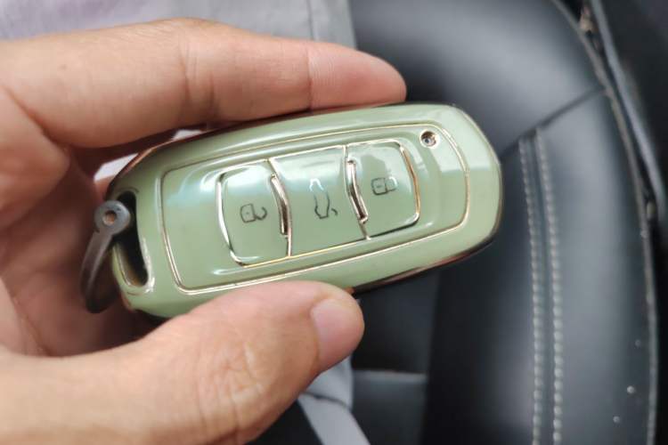 Used Geely Auto Emgrand GL 2018 1.8L DCT Elite Smart Connectivity Version Vehicle Key
