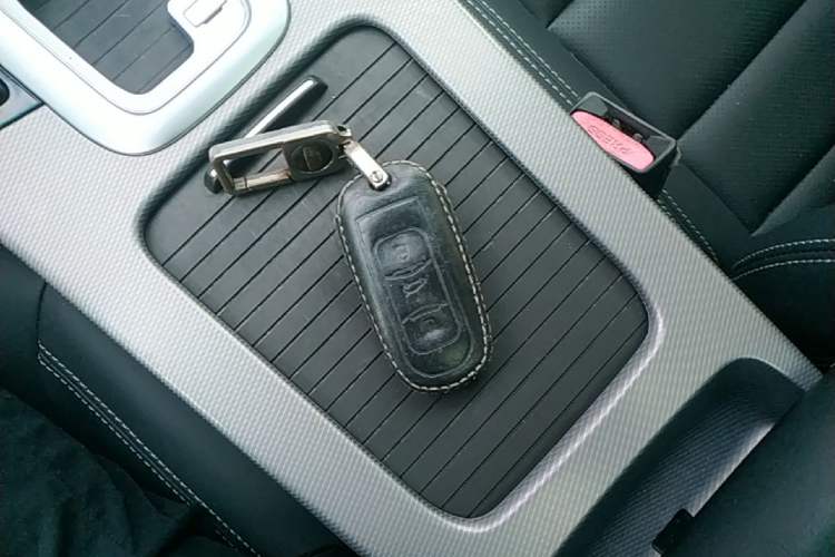 Used Geely Auto Emgrand GL 2018 1.8L DCT Elite Smart Connectivity Version Vehicle Key