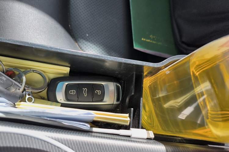 Used Geely Auto Emgrand GL 2018 1.4T DCT Elite Smart Connectivity Version Vehicle Key
