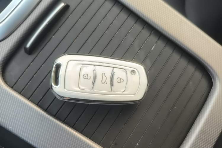 Used Geely Auto Emgrand GL 2018 1.4T DCT Elite Smart Connectivity Version Vehicle Key