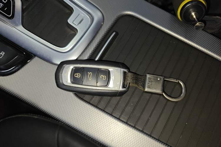 Used Geely Auto Emgrand GL 2018 1.4T DCT Elite Smart Connectivity Version Vehicle Key