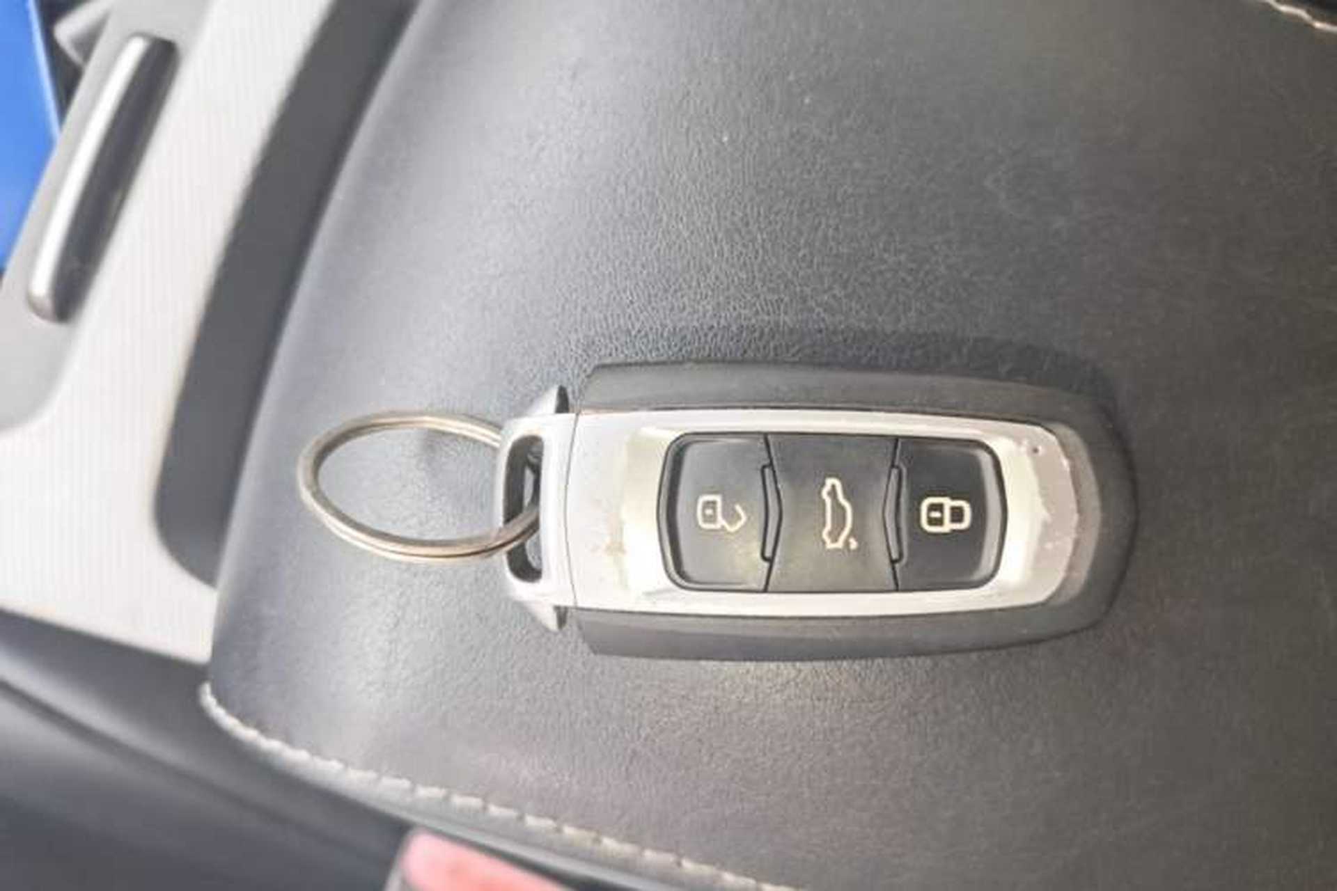 Used Geely Auto Emgrand GL 2018 1.8L DCT Elite Smart Connectivity Version Vehicle Key