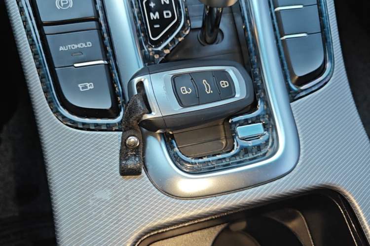 Used Geely Auto Emgrand GL 2018 1.4T DCT Elite Smart Connectivity Version Vehicle Key