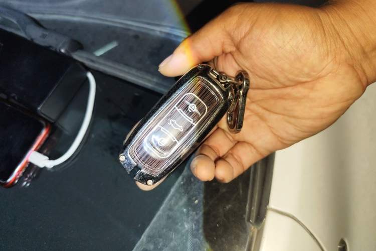 Used Geely Auto Emgrand GL 2018 1.4T Manual Elite Smart Connectivity Version Vehicle Key
