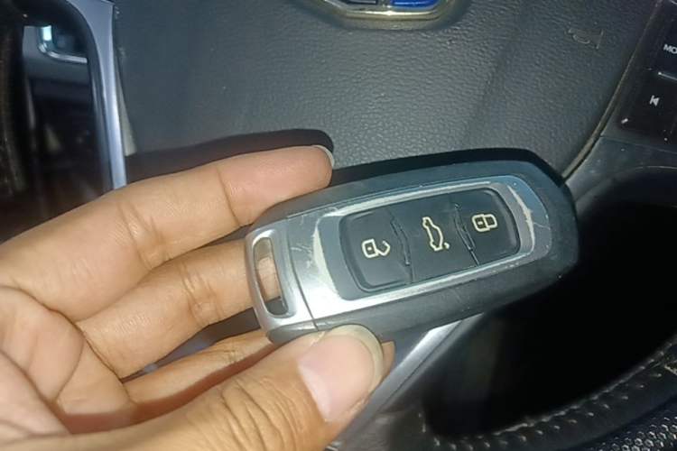 Used Geely Auto Emgrand GL 2018 1.8L DCT Elite Smart Connectivity Version Vehicle Key