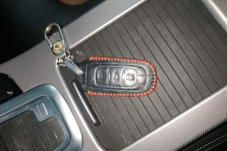 Used Geely Auto Emgrand GL 2018 1.4T DCT Prestige Smart Connectivity Version Vehicle Key