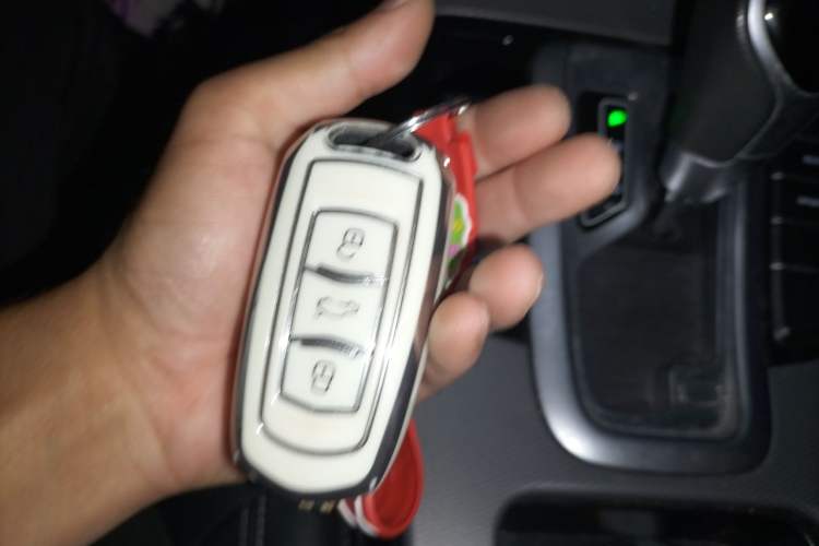 Used Geely Auto Emgrand GL 2018 1.8L DCT Elite Smart Connectivity Version Vehicle Key