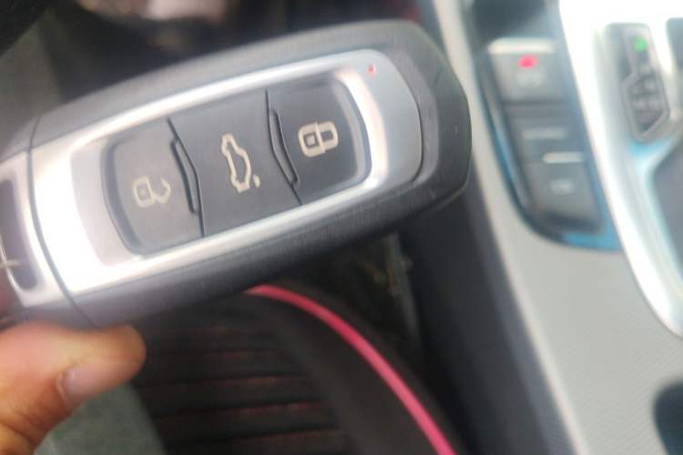 Used Geely Auto Emgrand GL 2018 1.8L DCT Elite Smart Connectivity Version Vehicle Key