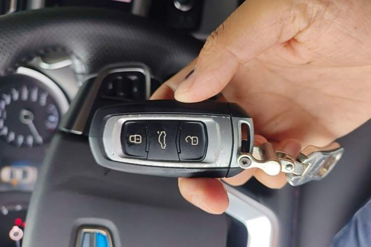 Used Geely Auto Emgrand GL 2018 1.8L DCT Elite Smart Connectivity Version Vehicle Key